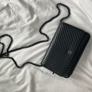 Chanel WOC Chevron so black